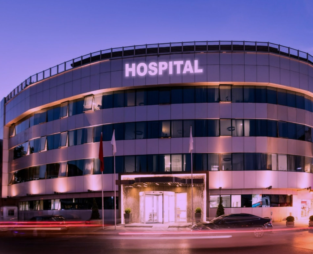 Hospital hero image – modern healthcare facility with advanced medical equipment and professionals